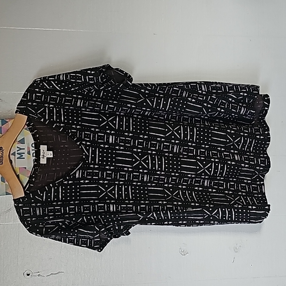 Style & Co. Women's V Front Shortsleeve Shirt Size 1X